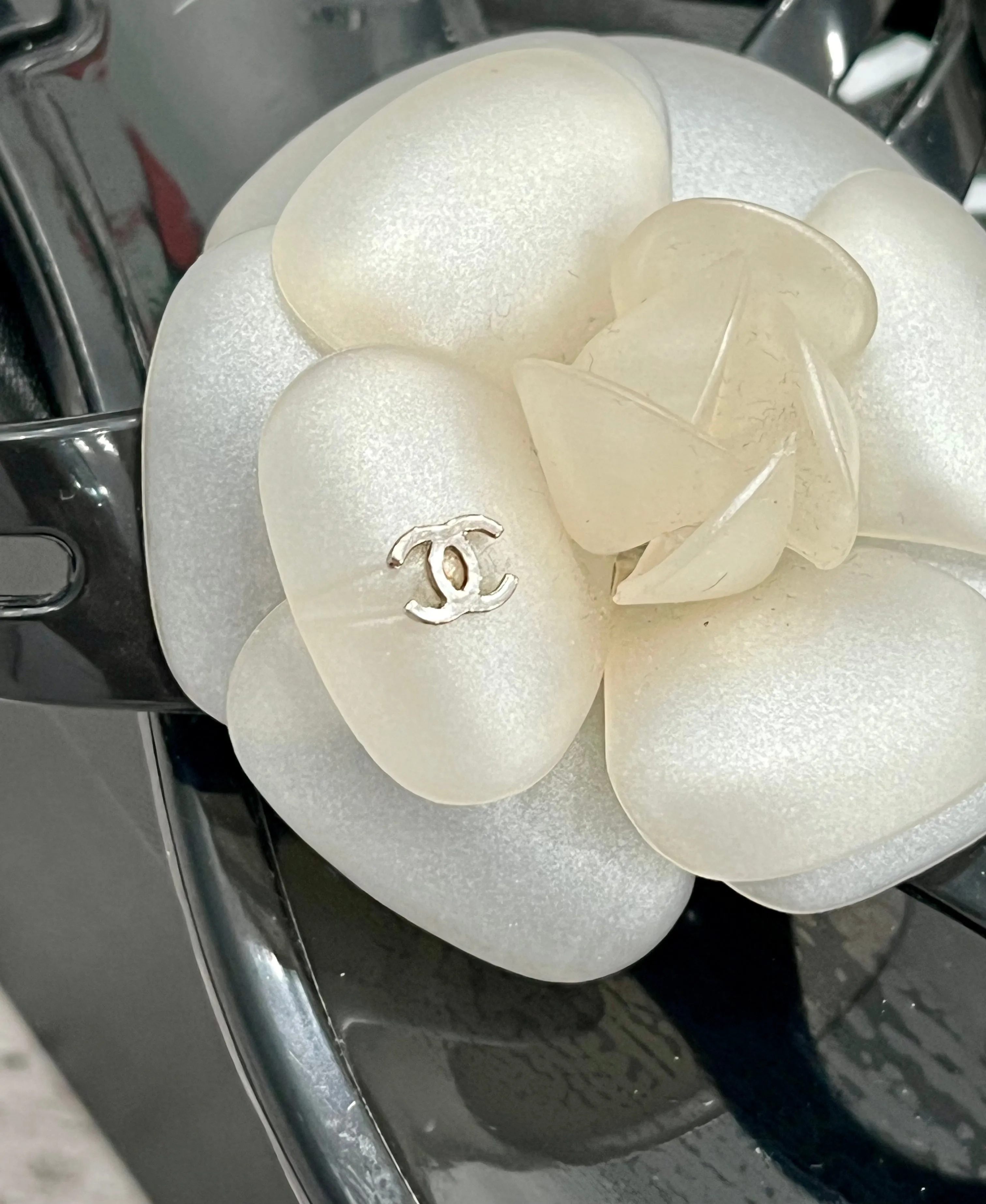 CHANEL CC JELLY CAMELLIA THONG SANDALS