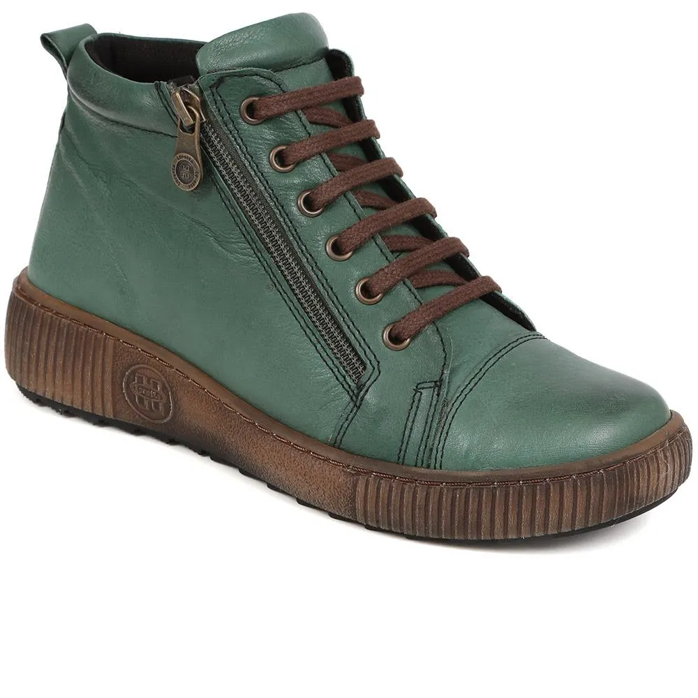 Leather Lace-Up Boots - HAK40013 / 326 039