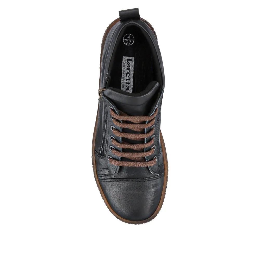 Leather Lace-Up Boots - HAK40013 / 326 039