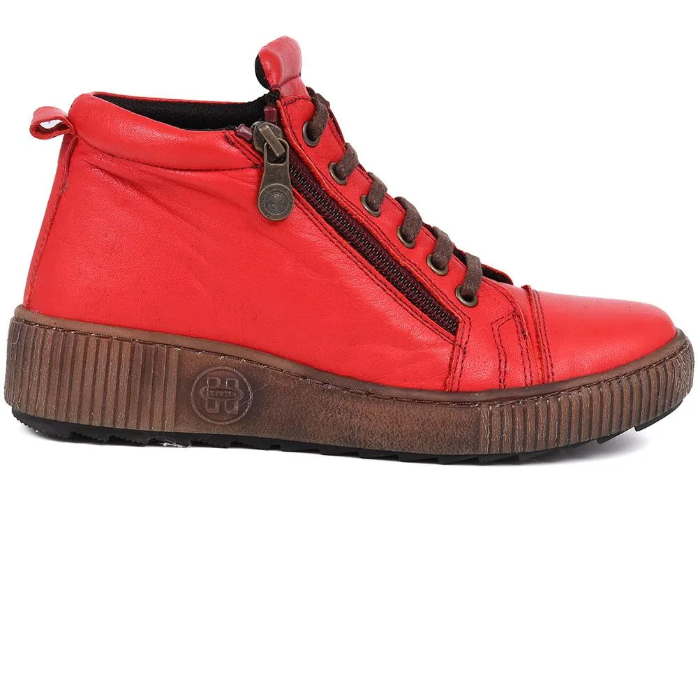 Leather Lace-Up Boots - HAK40013 / 326 039