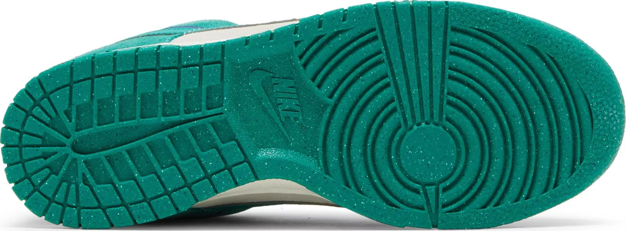 Members Only - Wmns Dunk Low 'Neptune Green' (2022)