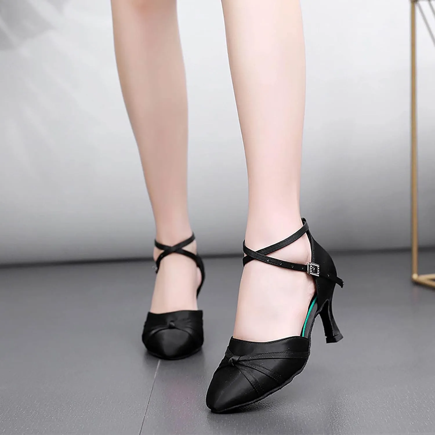 Summer Women's Large Latin Dance Shoes Square Dance Sandals Latin Dance Shoes High Heels Womens Bike Sandals