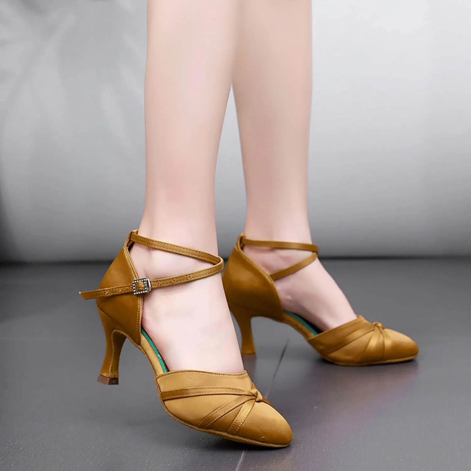 Summer Women's Large Latin Dance Shoes Square Dance Sandals Latin Dance Shoes High Heels Womens Bike Sandals