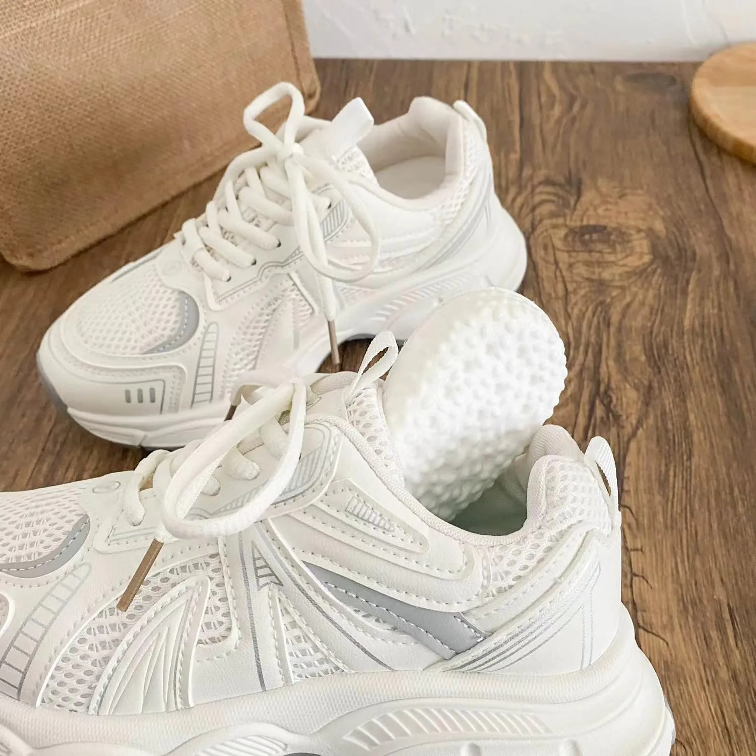 Women's Chunky Dad Sneakers Retro Walking Shoes with 3.5cm Height for Travel & Gift Giving