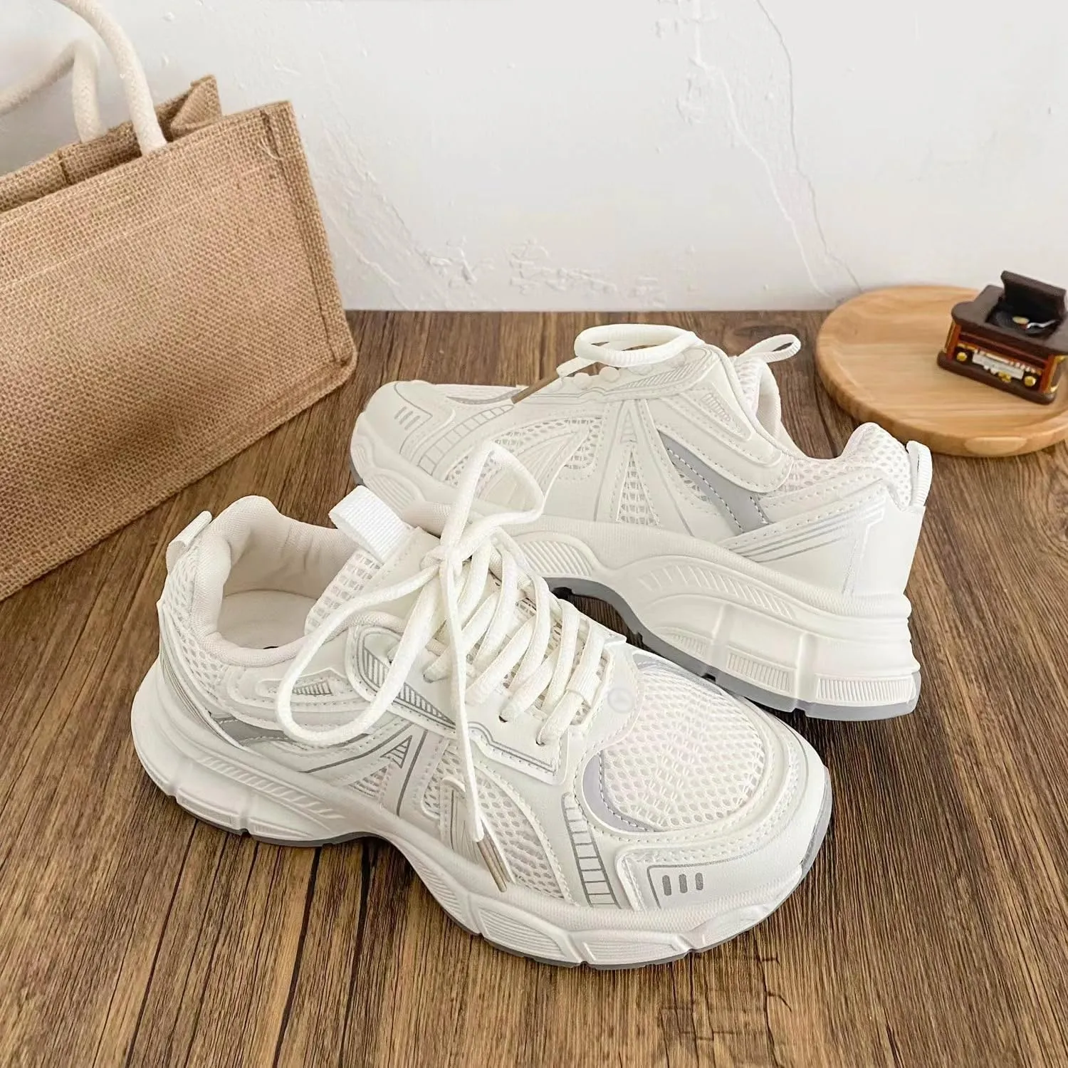 Women's Chunky Dad Sneakers Retro Walking Shoes with 3.5cm Height for Travel & Gift Giving